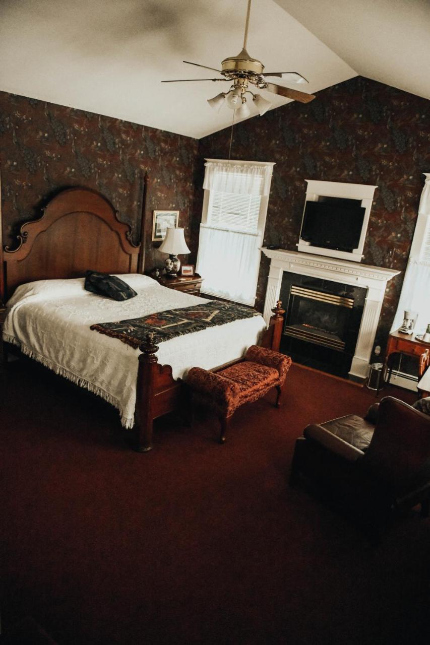 אוראיי China Clipper Inn (Adults Only) מראה חיצוני תמונה