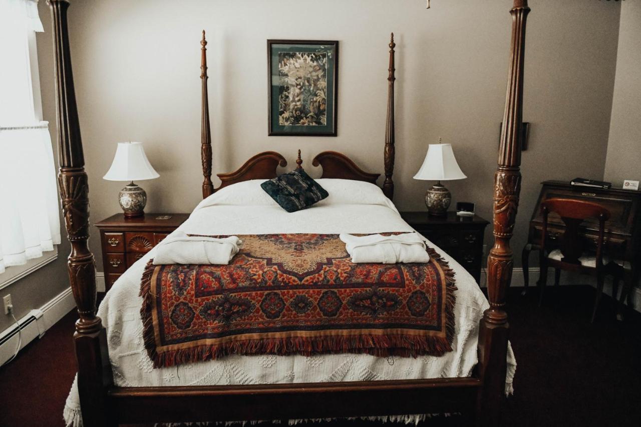 אוראיי China Clipper Inn (Adults Only) מראה חיצוני תמונה