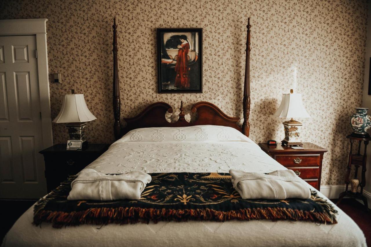 אוראיי China Clipper Inn (Adults Only) מראה חיצוני תמונה