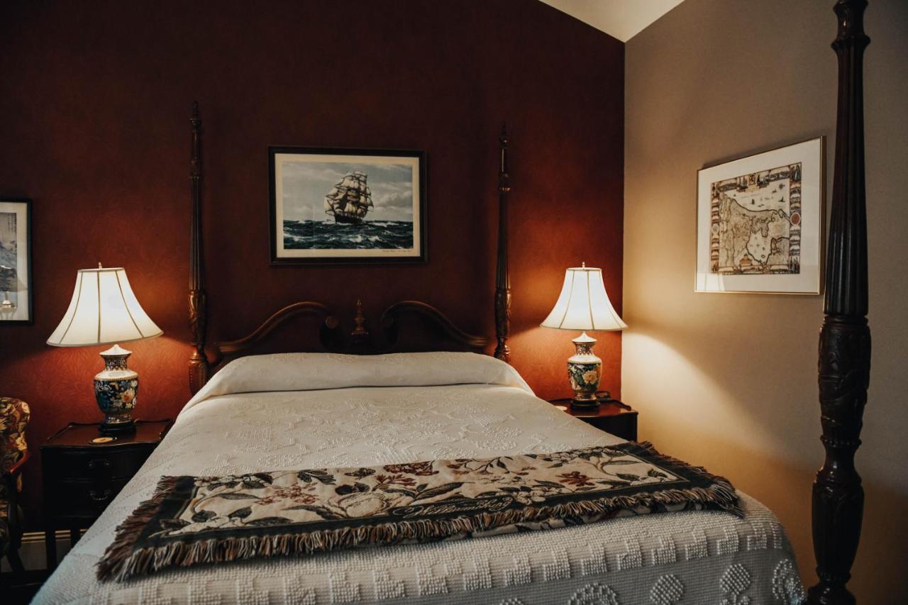 אוראיי China Clipper Inn (Adults Only) מראה חיצוני תמונה