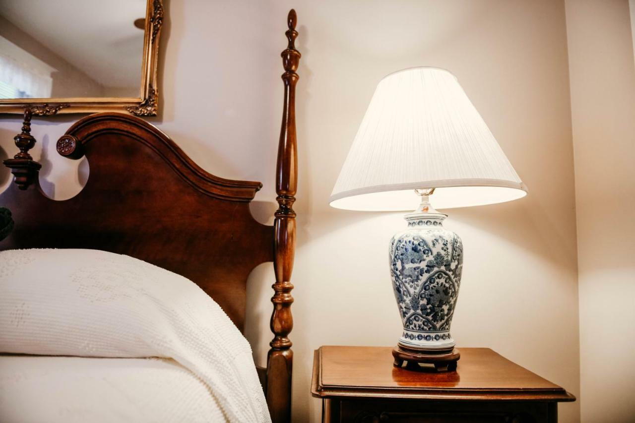 אוראיי China Clipper Inn (Adults Only) מראה חיצוני תמונה